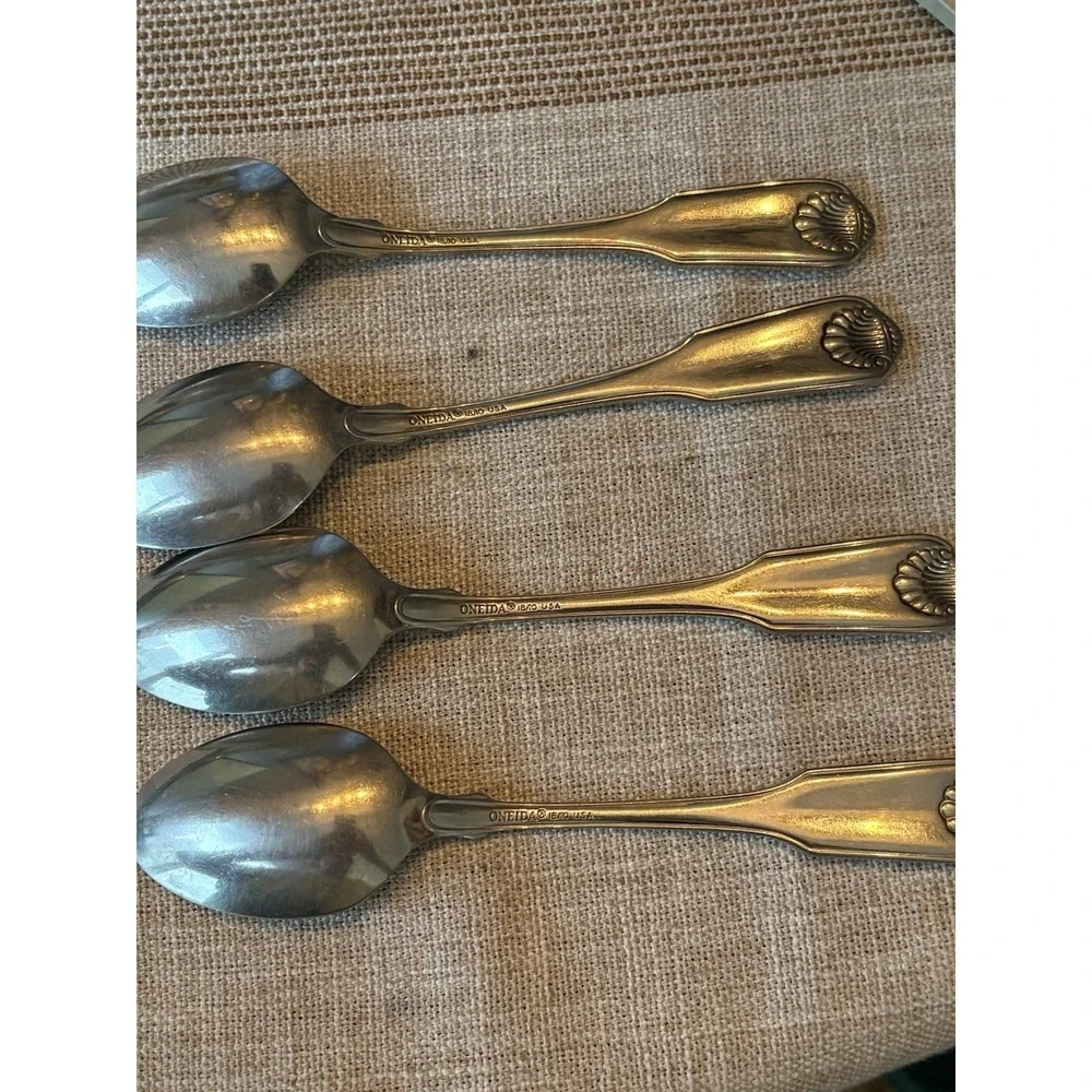 Oneida Classic Shell Heirloom 18/10 Stainless Teaspoons Qty 4